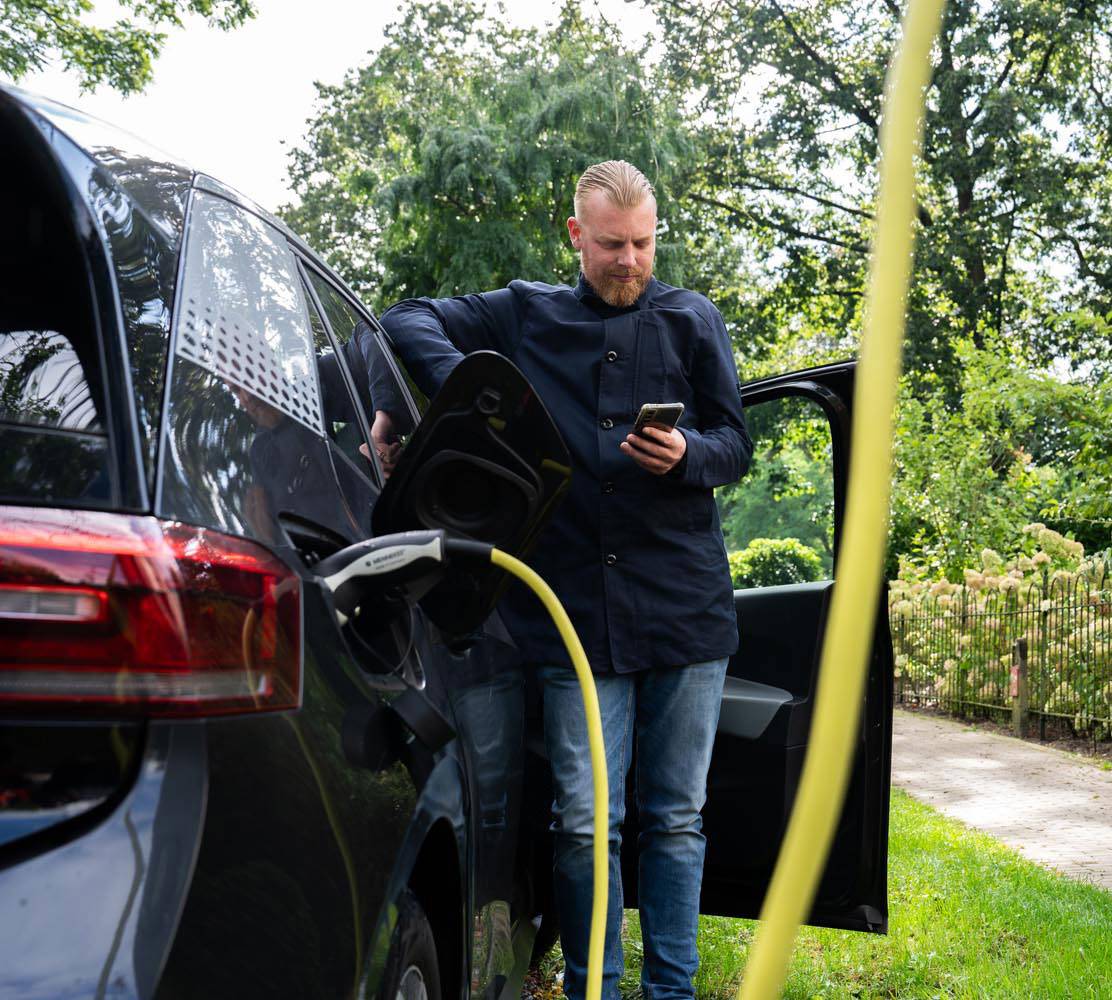 Shuttel-zakelijke-mobiliteitsapp---elektrische-laadinzichten